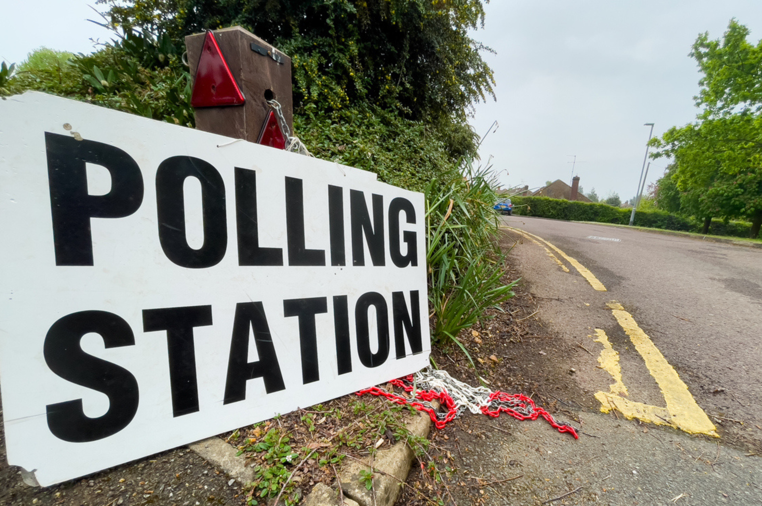 Polling sign
